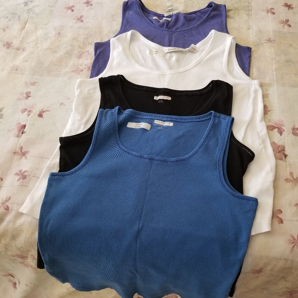4 t-shirt tops